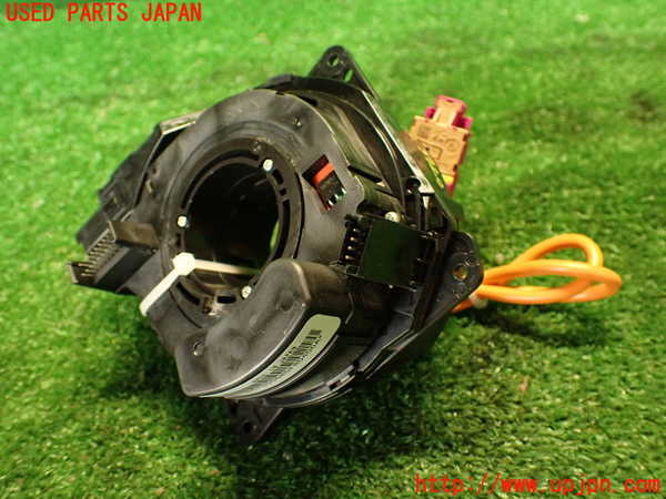 2UPJ-39206800]ボルボ・V70(SB5244W)スパイラルケーブル(リール) 中古_m0002.jpg