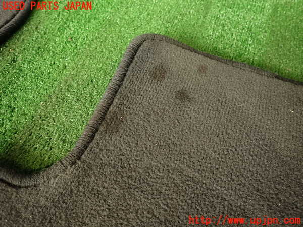 2UPJ-39207800]ボルボ・V70(SB5244W)フロアマット 中古_m0002.jpg