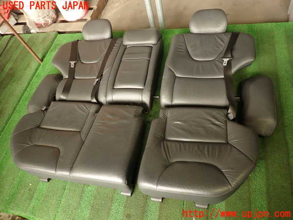 2UPJ-39207385]ボルボ・V70(SB5244W)リアシート 中古_m0001.jpg
