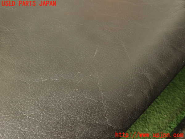 2UPJ-39207385]ボルボ・V70(SB5244W)リアシート 中古_m0002.jpg