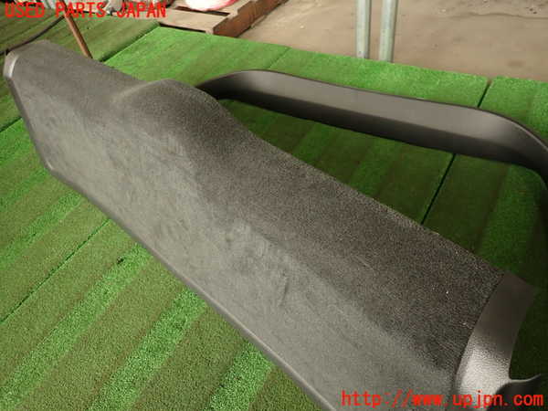 2UPJ-39201578]ボルボ・V70(SB5244W)バックドア内張り 中古_m0003.jpg