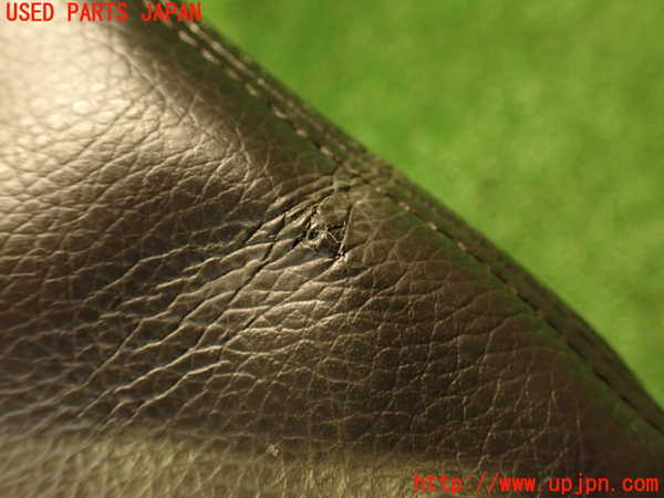 2UPJ-39207575]ボルボ・V70(SB5244W)シフトブーツ 中古_m0004.jpg