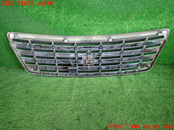 2UPJ-39211050]クラウン ロイヤル(GRS182)ラジエターグリル 中古_m0005.jpg