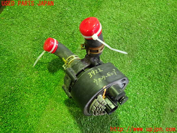 2UPJ-39222110]日産リーフ(AZE0)ウォーターポンプ 中古_m0001.jpg