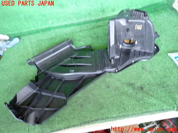 2UPJ-39232560]BMW 318ti(AU20)(E46/5系)エアクリーナーボックス 中古_m0002.jpg