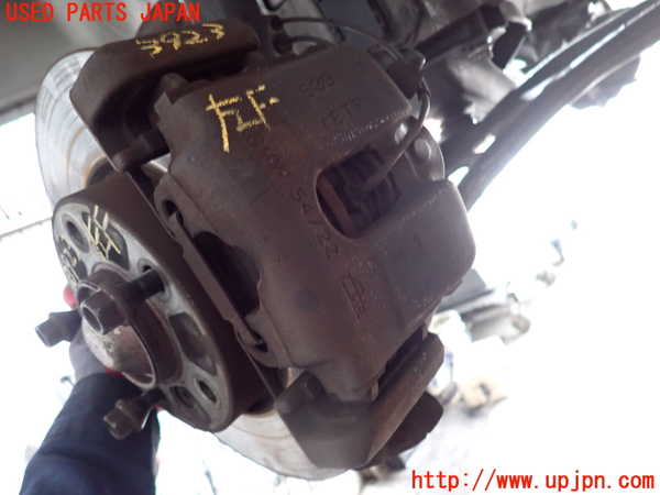 2UPJ-39234085]BMW 318ti(AU20)(E46/5系)左フロントキャリパー 中古_m0001.jpg