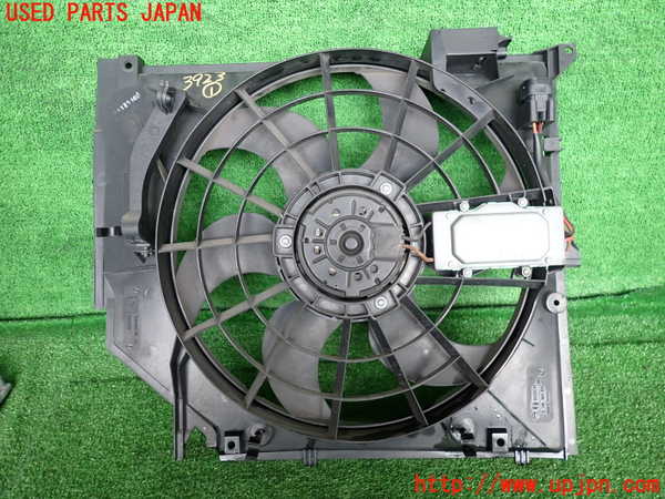 2UPJ-39236836]BMW 318ti(AU20)(E46/5系)電動ファン1 中古_m0001.jpg