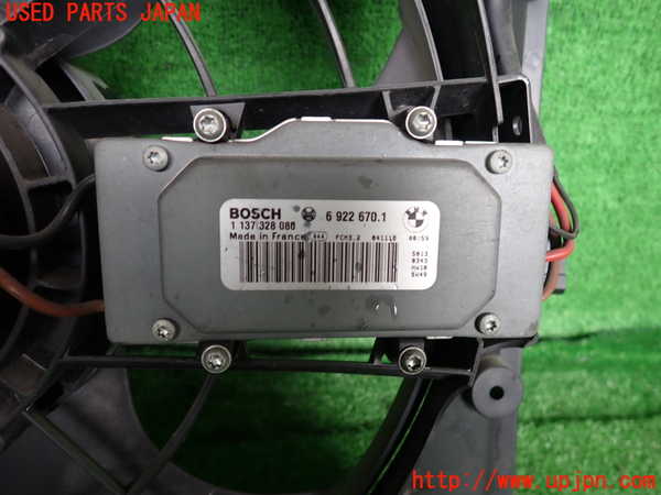 2UPJ-39236836]BMW 318ti(AU20)(E46/5系)電動ファン1 中古_m0002.jpg