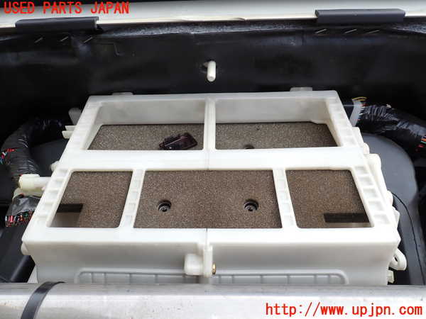 1UPJ-39246081]パジェロ(V75W)エバポレーター1 中古_m0002.jpg