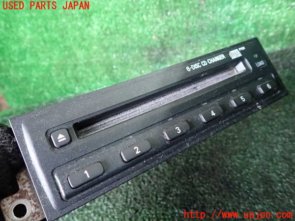 1UPJ-39246505]パジェロ(V75W)CDチェンジャー 中古_m0002.jpg