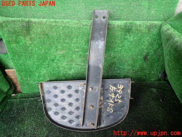 1UPJ-39251392]三菱ジープ(J53)左サイドステップ 中古_m0002.jpg
