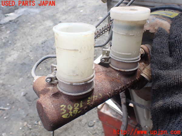 1UPJ-39254050]三菱ジープ(J53)ブレーキマスターシリンダー 中古_m0001.jpg