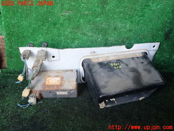 1UPJ-39256470]三菱ジープ(J53)ラジオ 【ジャンク】_m0004.jpg
