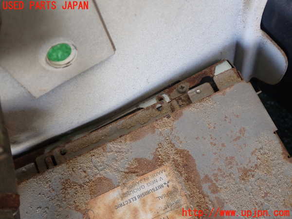 1UPJ-39256470]三菱ジープ(J53)ラジオ 【ジャンク】_m0005.jpg