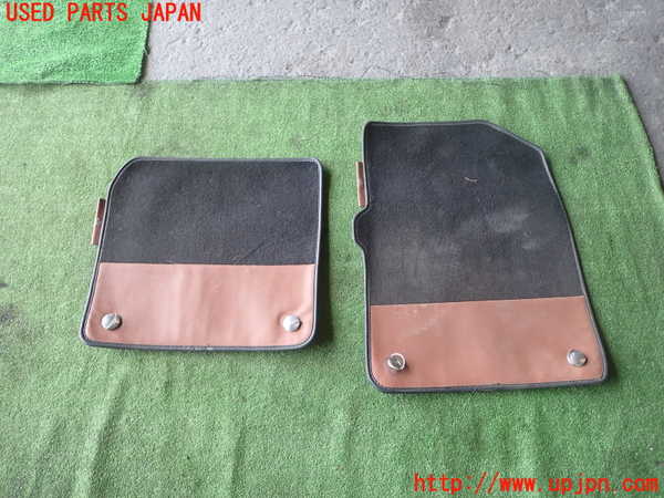 5UPJ-39267800]アバルト・595C(312142)フロアマット 中古_m0001.jpg