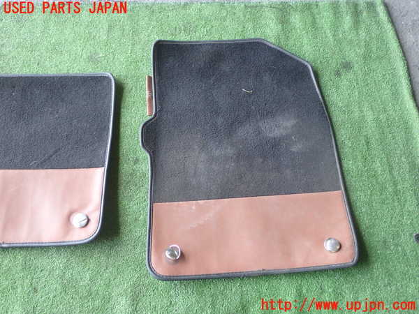 5UPJ-39267800]アバルト・595C(312142)フロアマット 中古_m0002.jpg