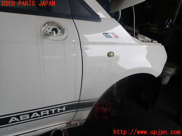 1UPJ-39271080]アバルト・595(312142)右前フェンダー 中古_m0003.jpg