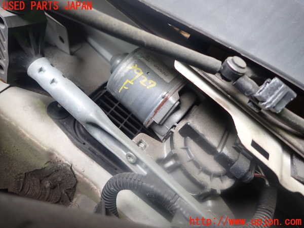 1UPJ-39276770]アバルト・595(312142)フロントワイパーモーター 中古_m0002.jpg