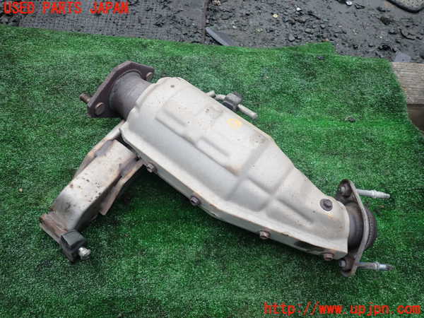 1UPJ-39282661]MPV(LY3P)触媒1 中古_m0001.jpg
