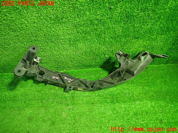 1UPJ-39301140]BMW 116i(UE16)E87右ヘッドライトリム 中古_m0002.jpg