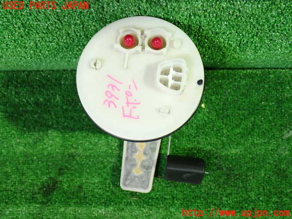 1UPJ-39312510]ヴォクシー(ノア)(AZR60G)燃料ポンプ 中古_m0003.jpg