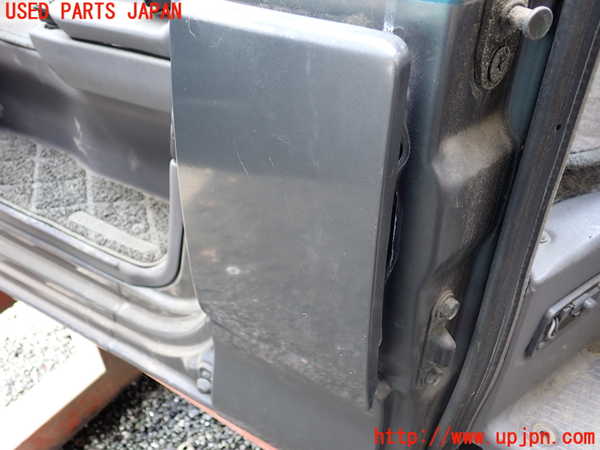 1UPJ-39321690]デリカ スペースギア(PD6W)フューエルリッド 中古_m0001.jpg