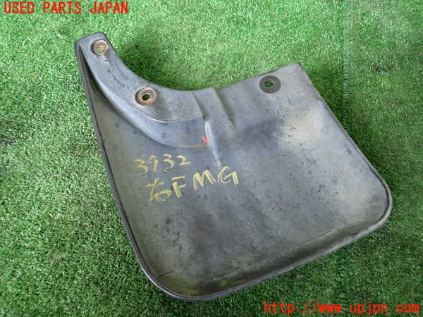 1UPJ-39321450]デリカ スペースギア(PD6W)右フロントマッドガード(泥除け) 中古_m0002.jpg