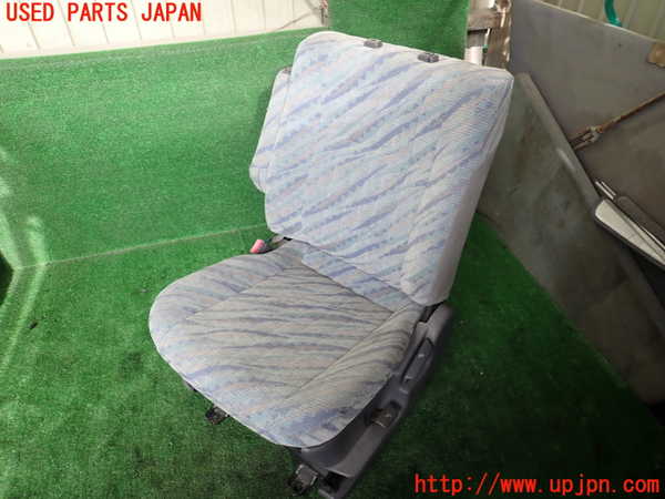 1UPJ-39327065]デリカ スペースギア(PD6W)助手席シート 中古_m0001.jpg