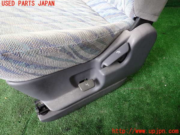 1UPJ-39327065]デリカ スペースギア(PD6W)助手席シート 中古_m0004.jpg