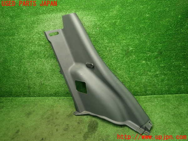 1UPJ-39347680]スイフトスポーツ(ZC31S)左リアピラートリム 中古_m0004.jpg