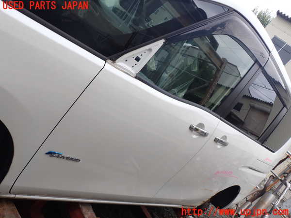1UPJ-39351260]セレナ Sハイブリッド(HC26)左前ドア 中古(M2H3U)_m0001.jpg