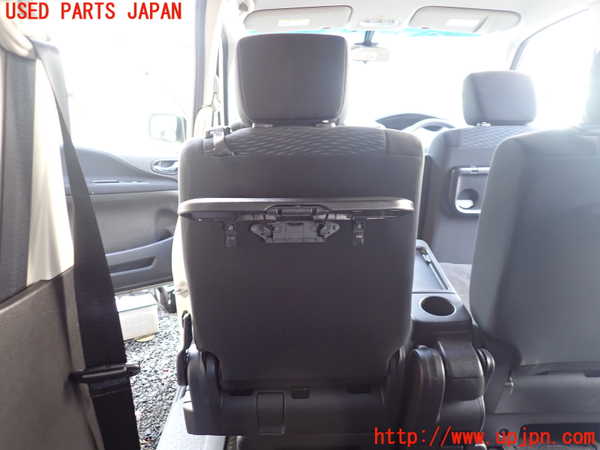 1UPJ-39357175]セレナ Sハイブリッド(HC26)左2列目シート 中古_m0004.jpg