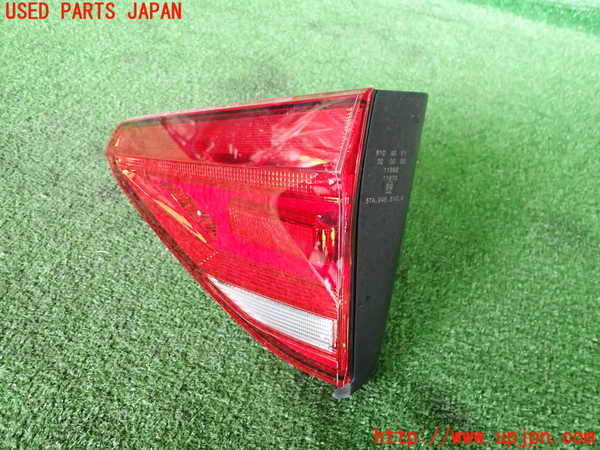2UPJ-39361550]VW ゴルフ トゥーラン(1TDFG)右リアフィニッシャー 中古_m0001.jpg