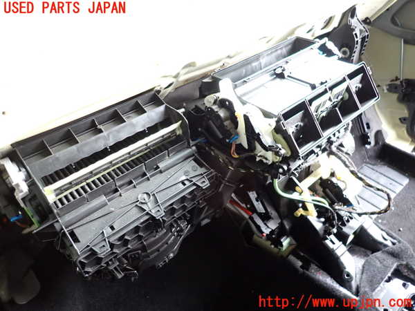 2UPJ-39366081]VW ゴルフ トゥーラン(1TDFG)エバポレーター1 中古_m0002.jpg