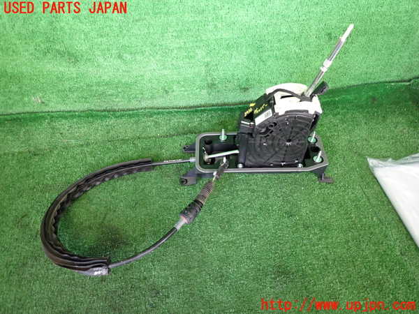 2UPJ-39367555]VW ゴルフ トゥーラン(1TDFG)ATシフトレバー 中古_m0001.jpg