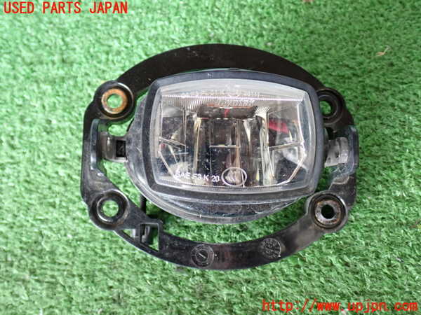 2UPJ-39371180]ジープ・コンパス(M624)右フォグ 中古_m0001.jpg