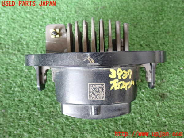 2UPJ-39371180]ジープ・コンパス(M624)右フォグ 中古_m0002.jpg