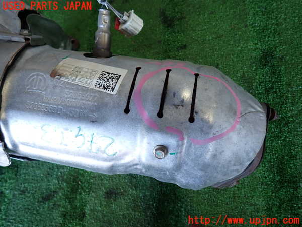 2UPJ-39372041]ジープ・コンパス(M624)エキマニ1 触媒 マニバーター 中古_m0002.jpg