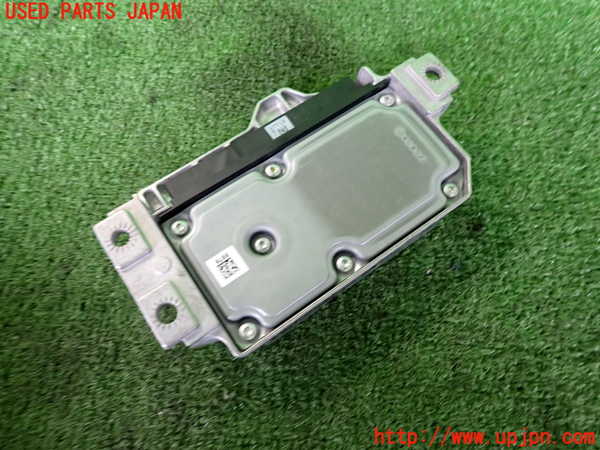 2UPJ-39386145]BMW X1(VL18)(E84系)エアバッグコンピューター 中古_m0002.jpg