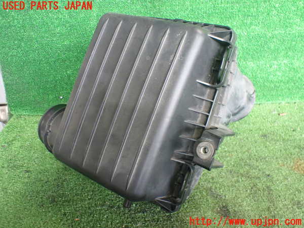 2UPJ-39392560]クライスラー・300C(LX35-)エアクリーナーボックス 中古_m0001.jpg