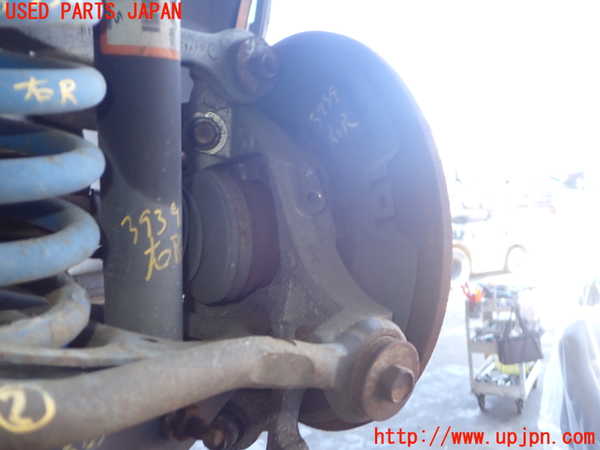 2UPJ-39394300]クライスラー・300C(LX35-)右リアナックルハブ 中古_m0001.jpg