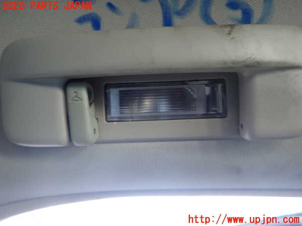 2UPJ-39396413]クライスラー・300C(LX35-)ルームランプ3(2列目左) 中古_m0001.jpg