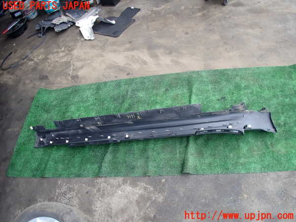 2UPJ-39411392]BMW ミニ(MINI)クーパーD クロスオーバー F60(YT20)左サイドステップ 中古_m0005.jpg