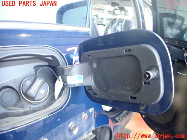 2UPJ-39411690]BMW ミニ(MINI)クーパーD クロスオーバー F60(YT20)フューエルリッド 中古_m0002.jpg