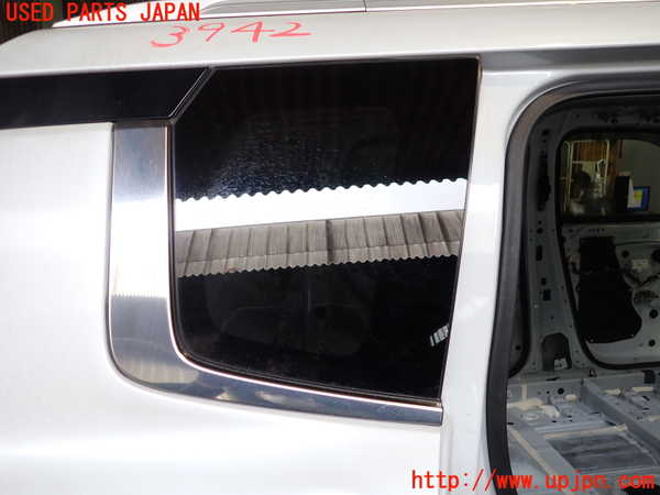 2UPJ-39421380]アウトランダーPHEV(GN0W)右クォーターガラス (43R-007953) 中古_m0001.jpg