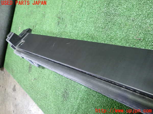 2UPJ-39421390]アウトランダーPHEV(GN0W)右サイドステップ 中古_m0004.jpg
