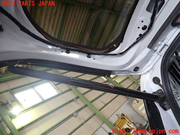 2UPJ-39421584]アウトランダーPHEV(GN0W)リアゲートダンパー 中古_m0002.jpg
