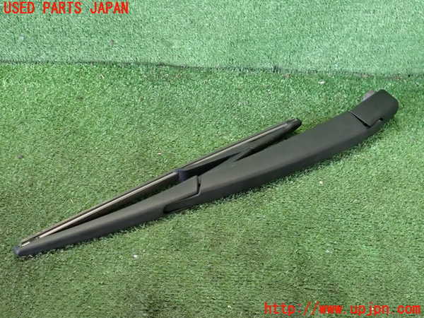 2UPJ-39421661]アウトランダーPHEV(GN0W)リアワイパーアーム1 中古_m0002.jpg
