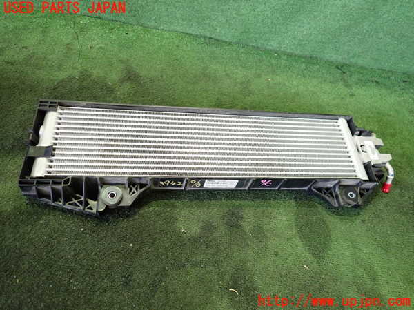 2UPJ-39422481]アウトランダーPHEV(GN0W)オイルクーラー1 中古_m0001.jpg