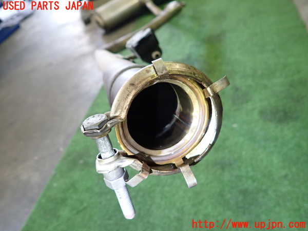 2UPJ-39422671]アウトランダーPHEV(GN0W)リアマフラー1 中古_m0003.jpg